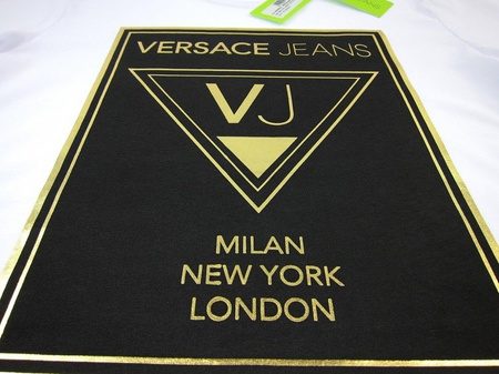 VERSACE JEANS B3GPB768 Herren Men T-Shirt Kurzarm Weiß White Schwarz/Gold Logo